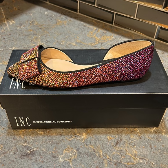 NWOT I.N.C. International Concepts pink ombré rhinestone flats, size 6.5. - Picture 9 of 13